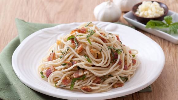 Bacon and Garlic Pasta Recipe