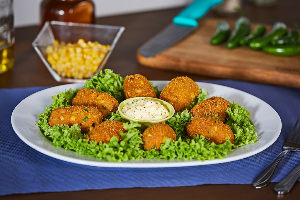 Croquetas de Atún y Elote con Mayonesa de Chile Serrano Recepedia