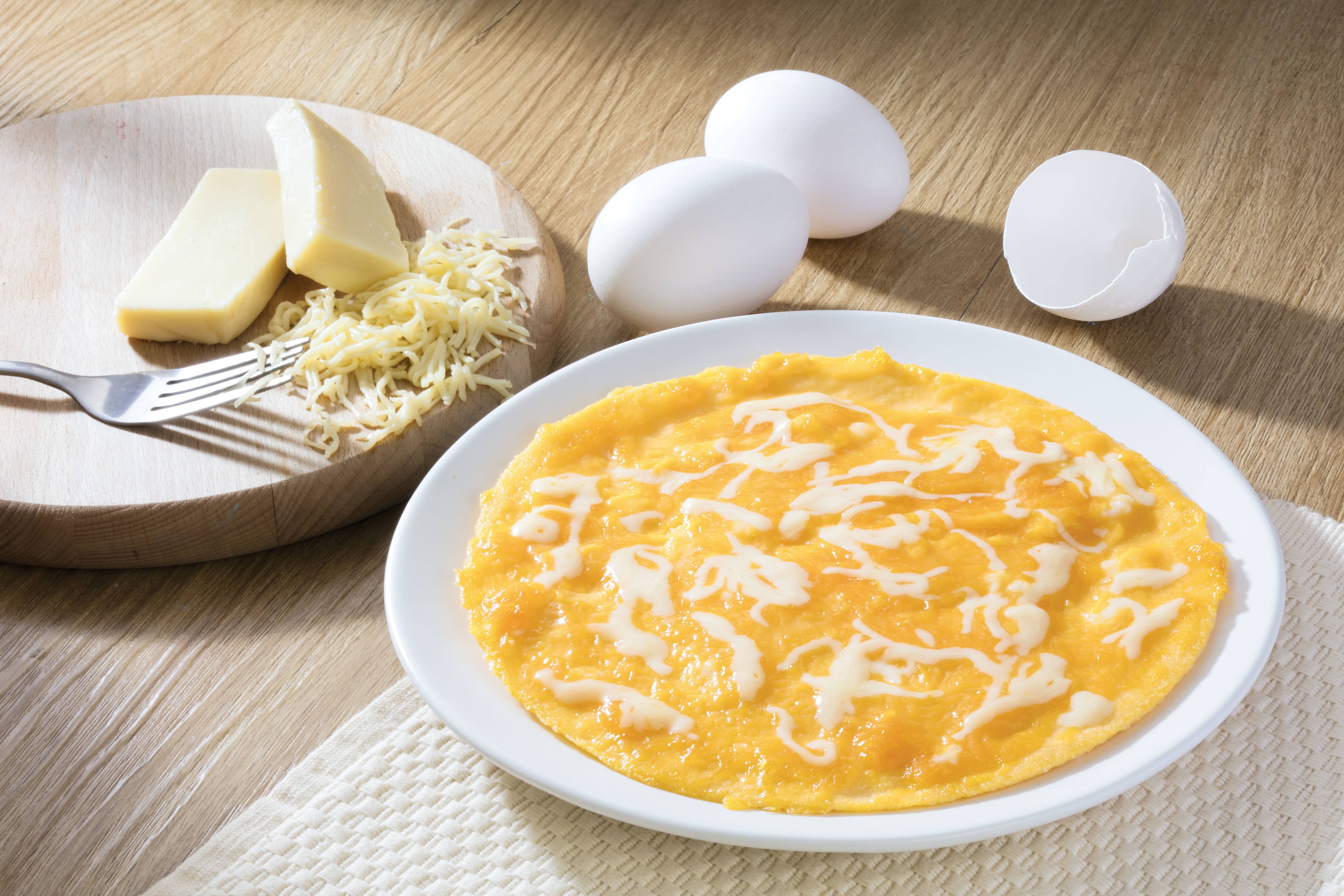 Cheesy Omelette Recipe