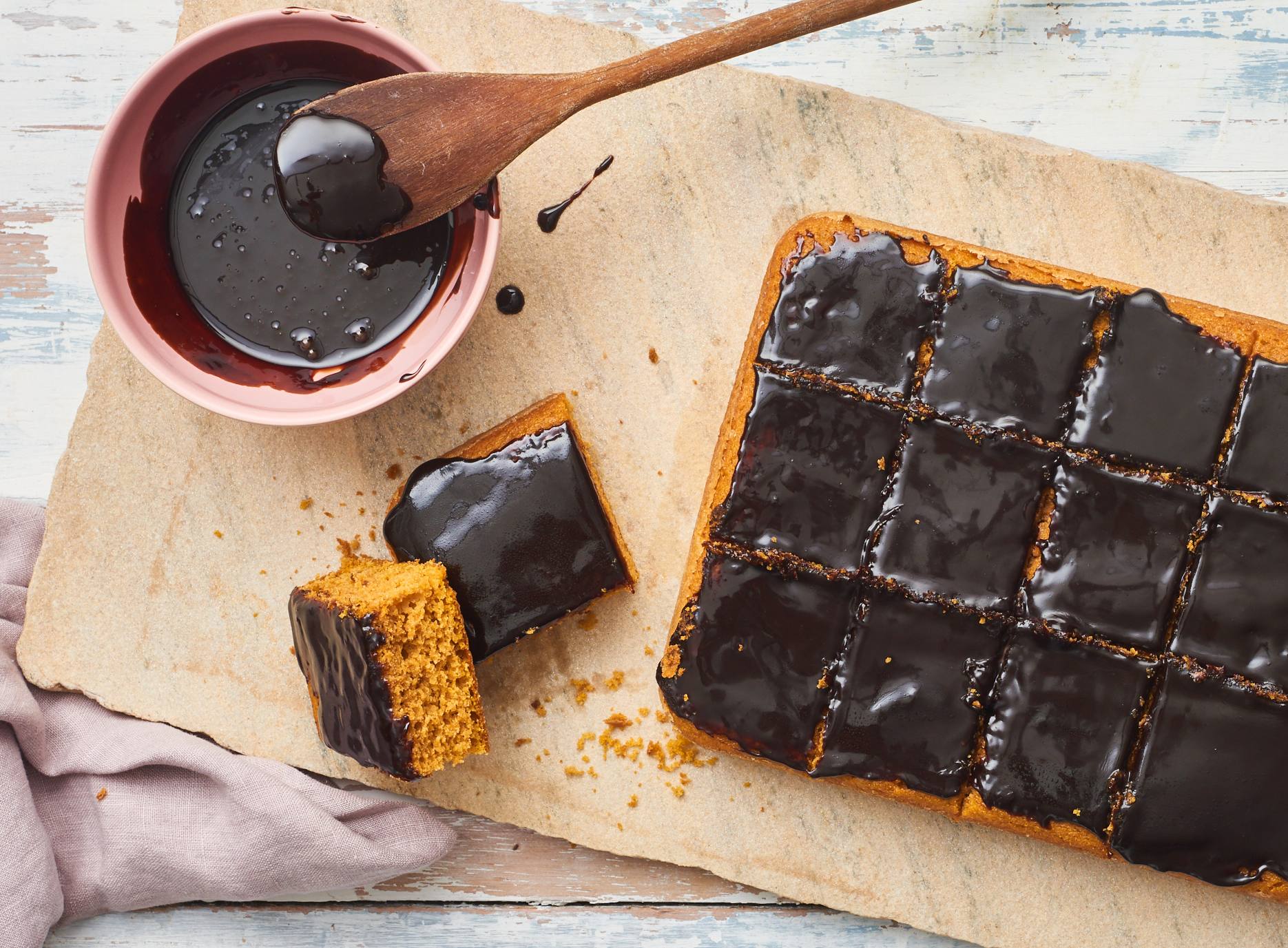 Bolo de Chocolate, simples, de liquidificador, com água