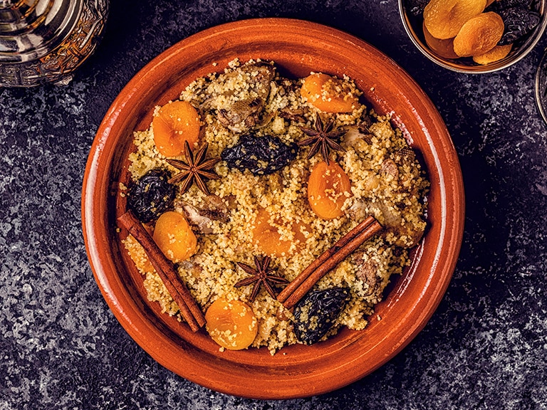 Aromatic Couscous with Chicken and Apricots