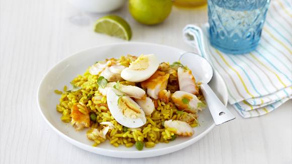 Easy Kedgeree with Haddock, Eggs and Peas