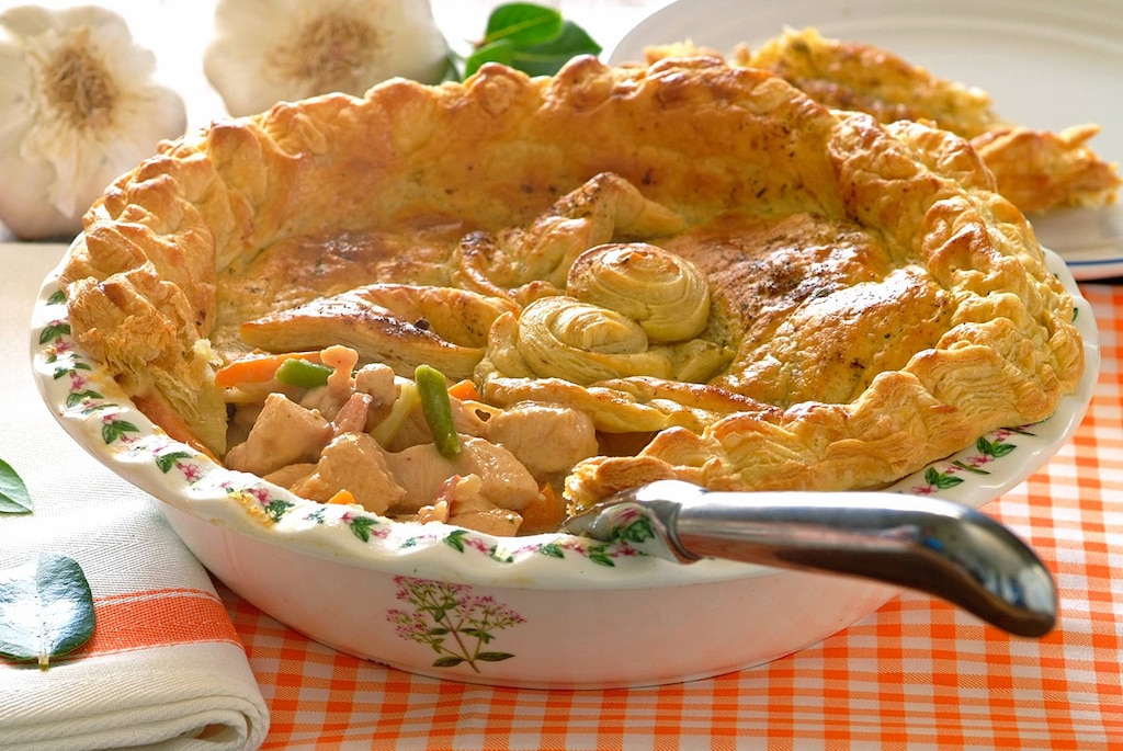 Traditional Chicken Pie whatsfordinner