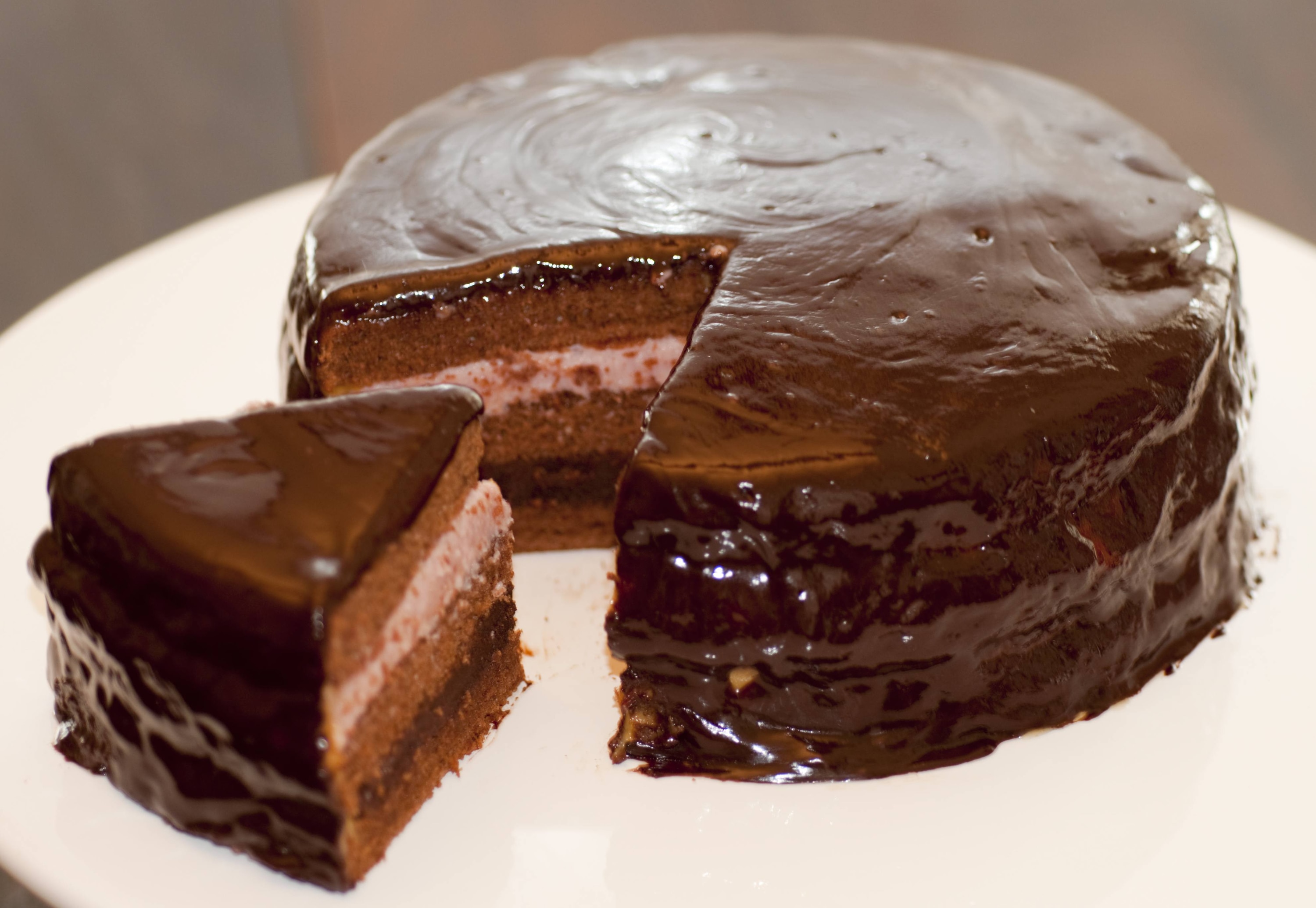 Bolo de Chocolate: 3 Receitas e Dicas Para Cobertura e Massa Fofinha