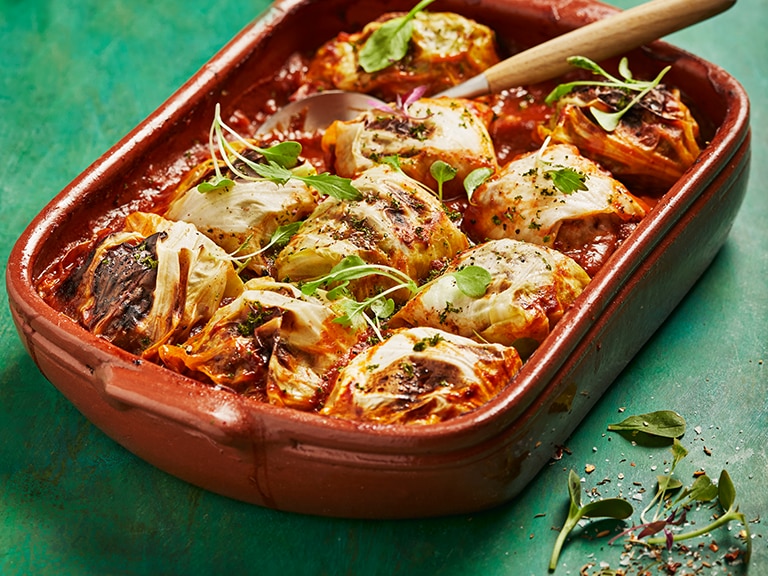 Mince-Stuffed Cabbage Rolls in Tomato Sauce