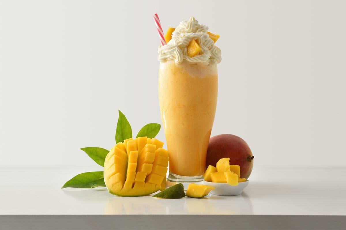 Mango Milkshake Recipe with Three Toppings