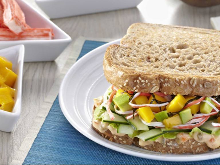 10-Minute California Maki Sandwich for a Quick Lunch