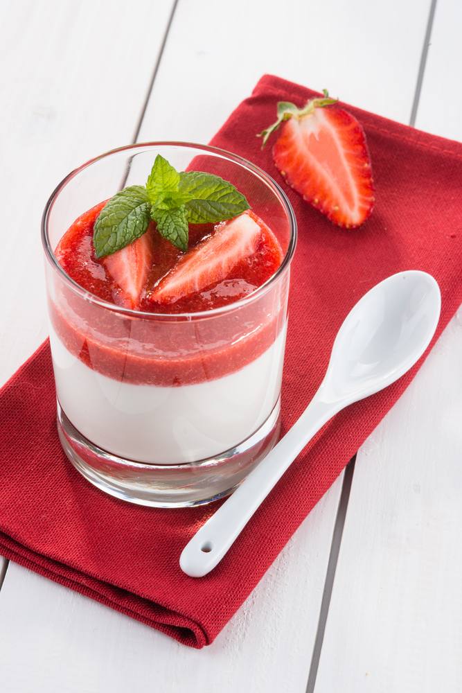 Mousse de fresas con yogurt