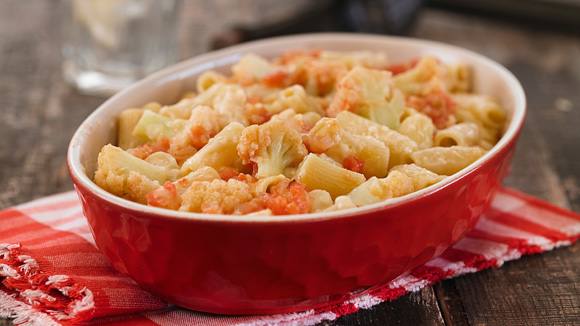 MOSTACHOLES CON COLIFLOR Y SALSA DE 4 QUESOS 50 Minutes  recipe