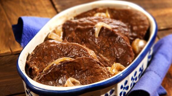 Carne al horno con salsa al vino