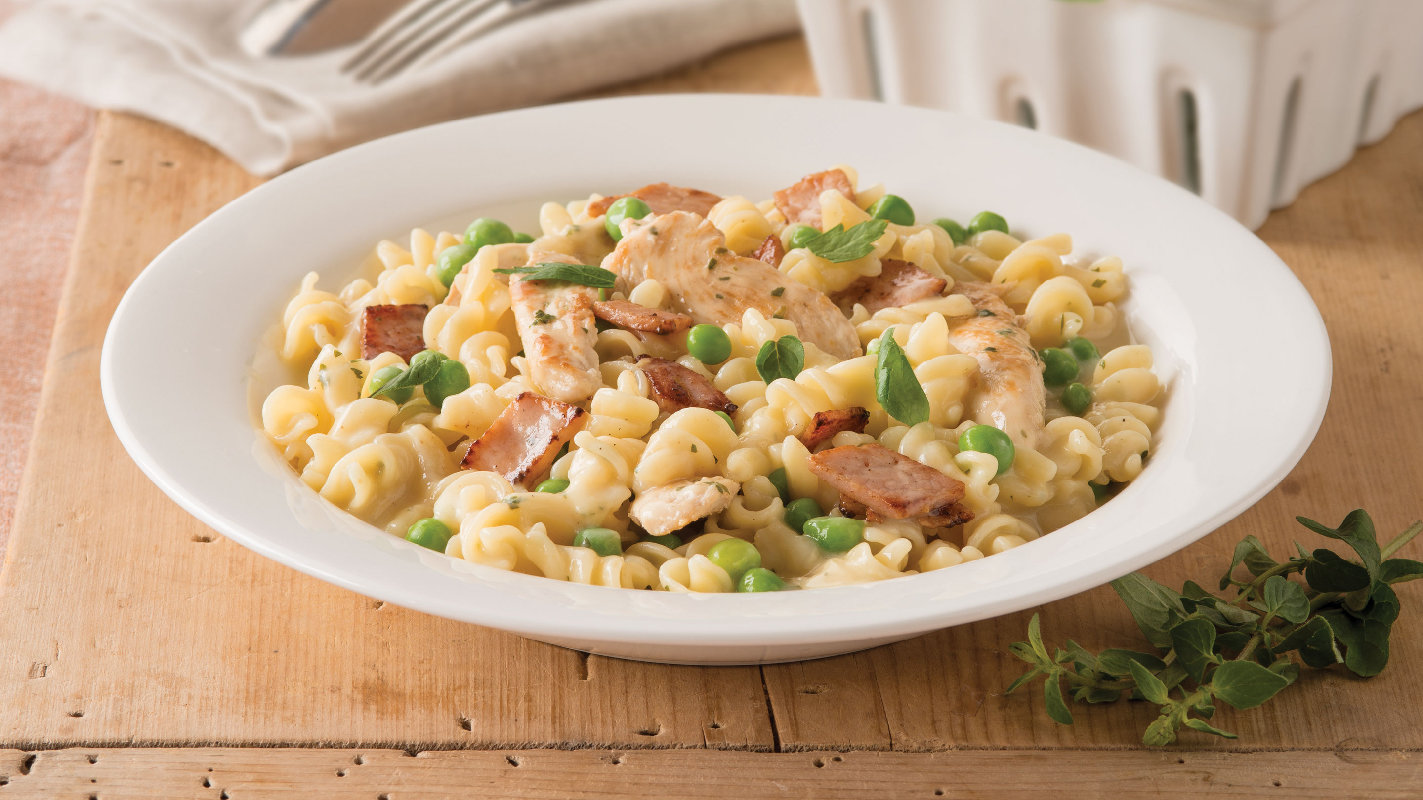 Chicken, Cheese & Bacon Pasta Recipe with Peas