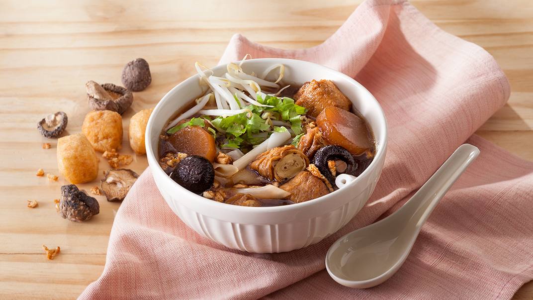 ก๋วยจั๊บเห็ดหอม (เจ)