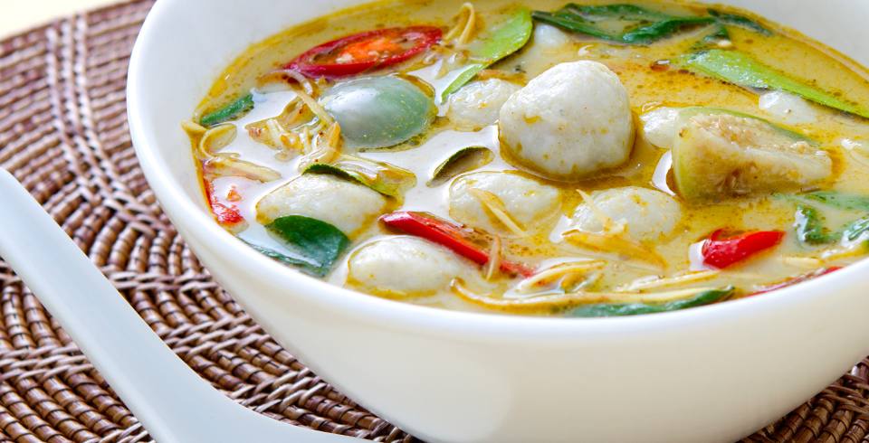แกงเขียวหวานลูกชิ้นปลากราย