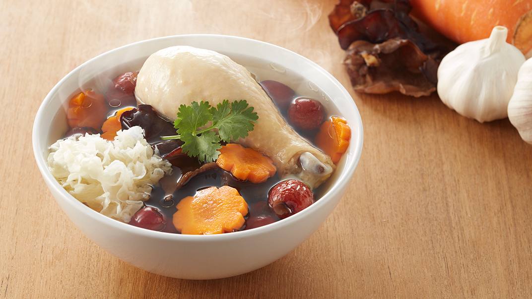 แกงจืดเห็ดหูหนูพุทราจีน