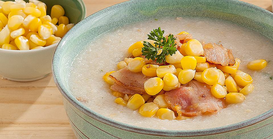 โจ๊กข้าวโพดผัดเบคอน