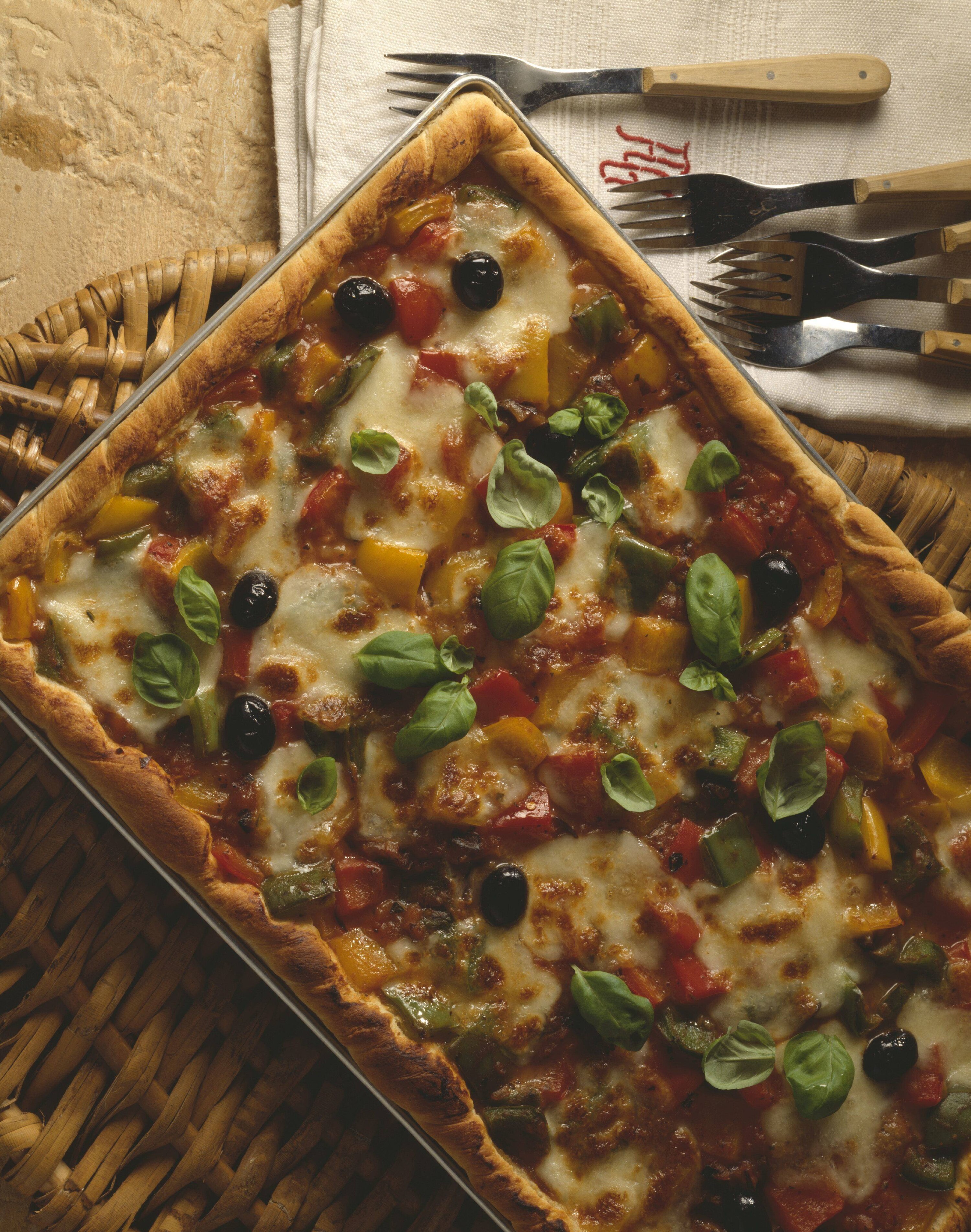 Knorr - Ratatouille-Pizza mit Basilikum
