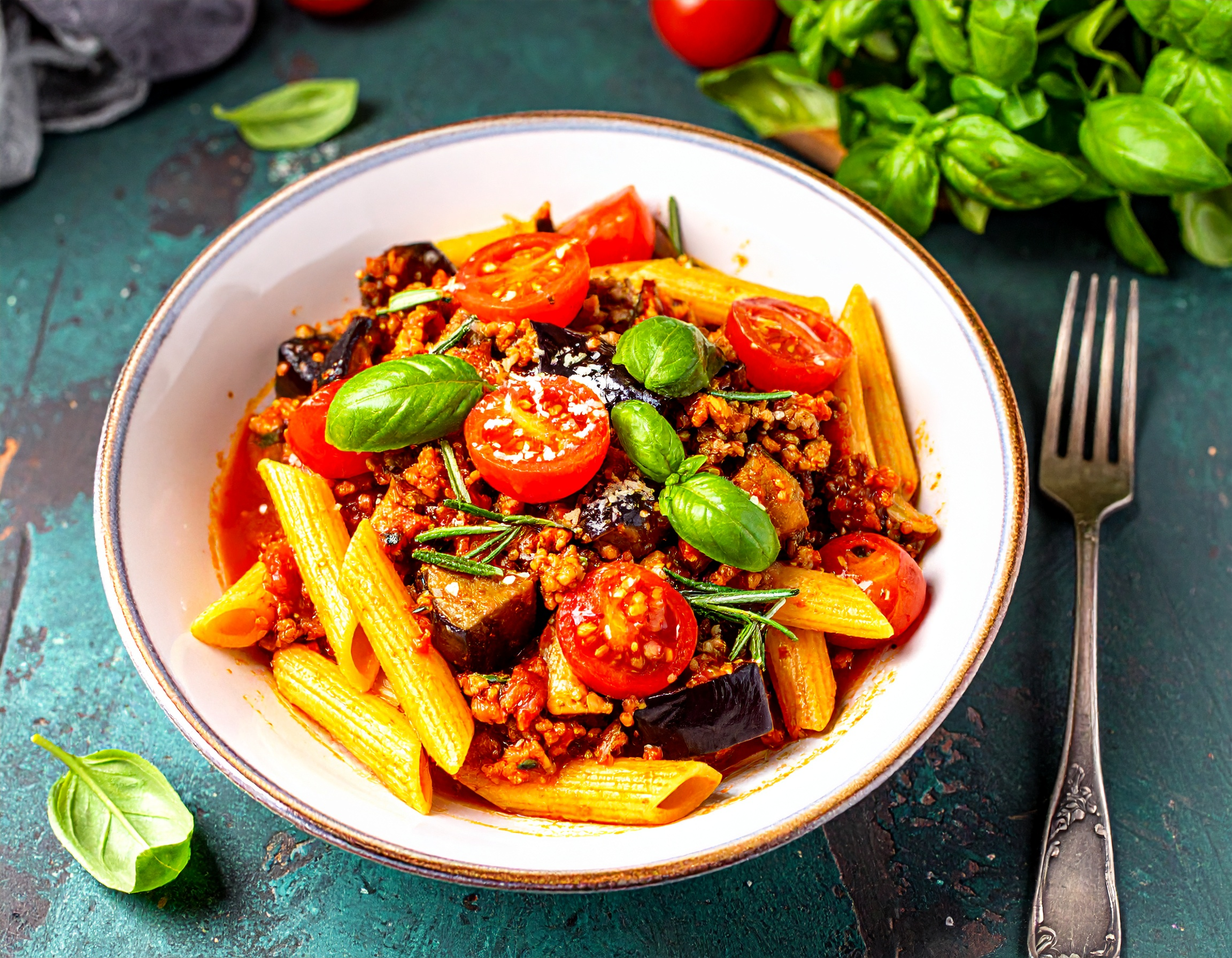 Knorr - Penne mit Auberginen-Bolognese