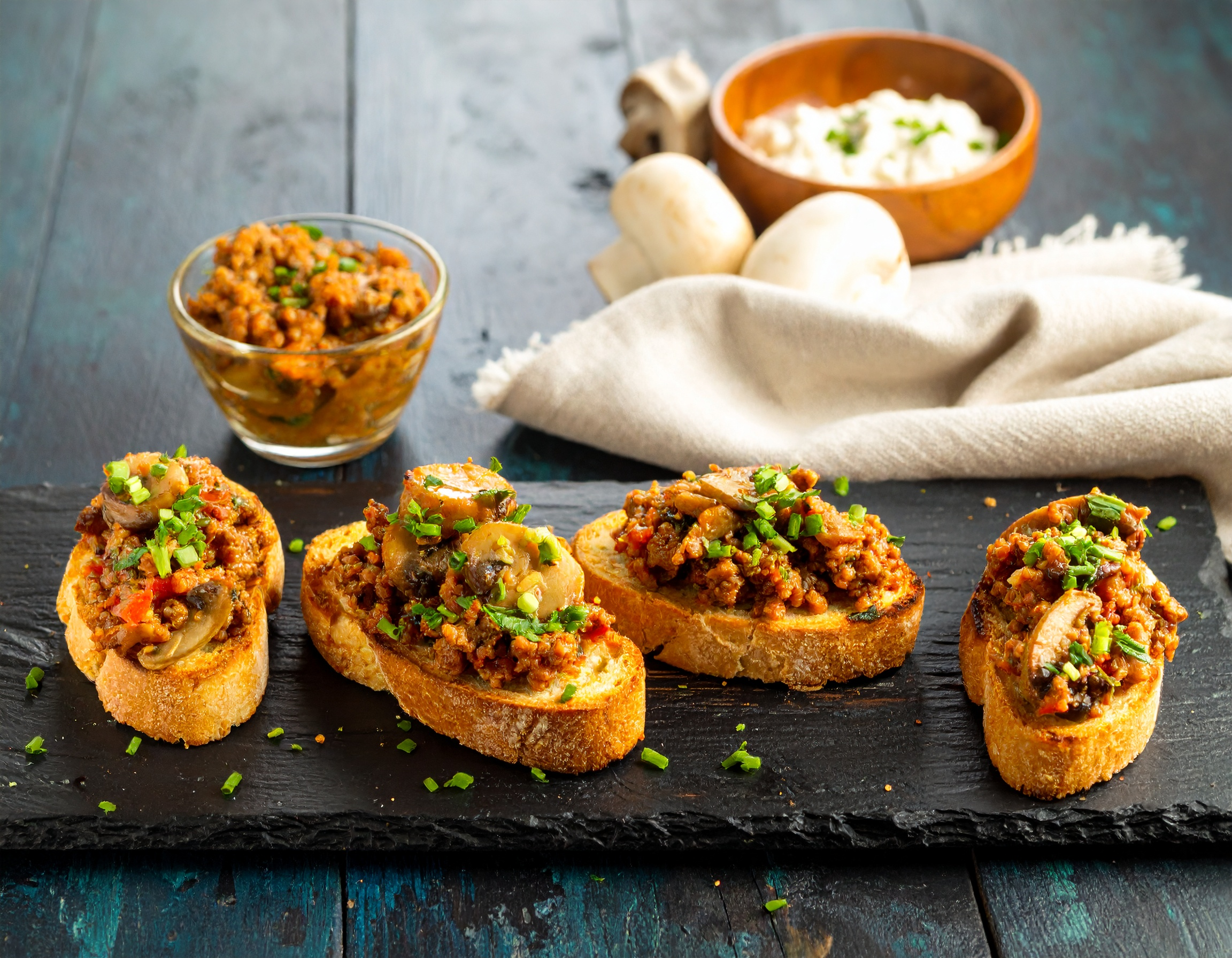 Knorr - Bolognese Pilz Crostini 20 Min  recipe