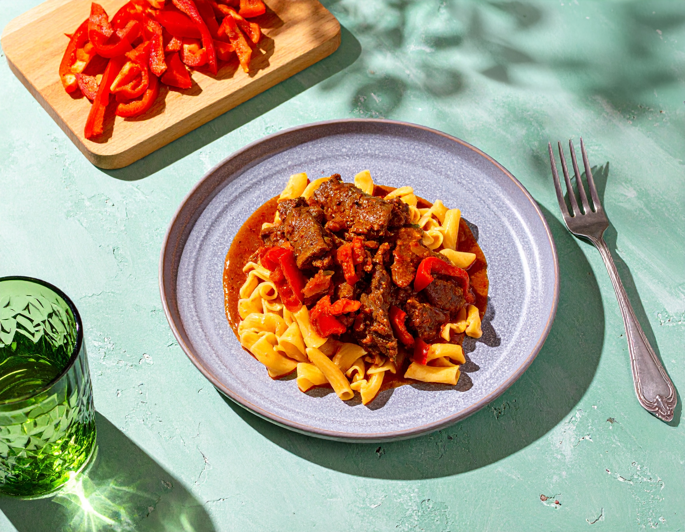 Knorr - Gulasch mit Makkaroni 1 H 40 Min  recipe