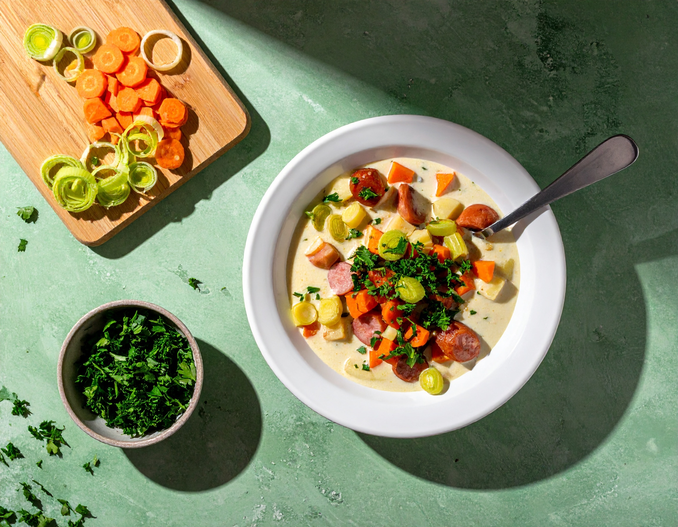 Knorr - Pastinaken Eintopf mit Mettenden 35 Min  recipe