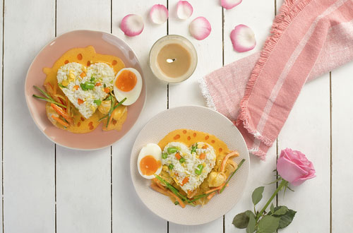 Nasi goreng ayam laksa siram