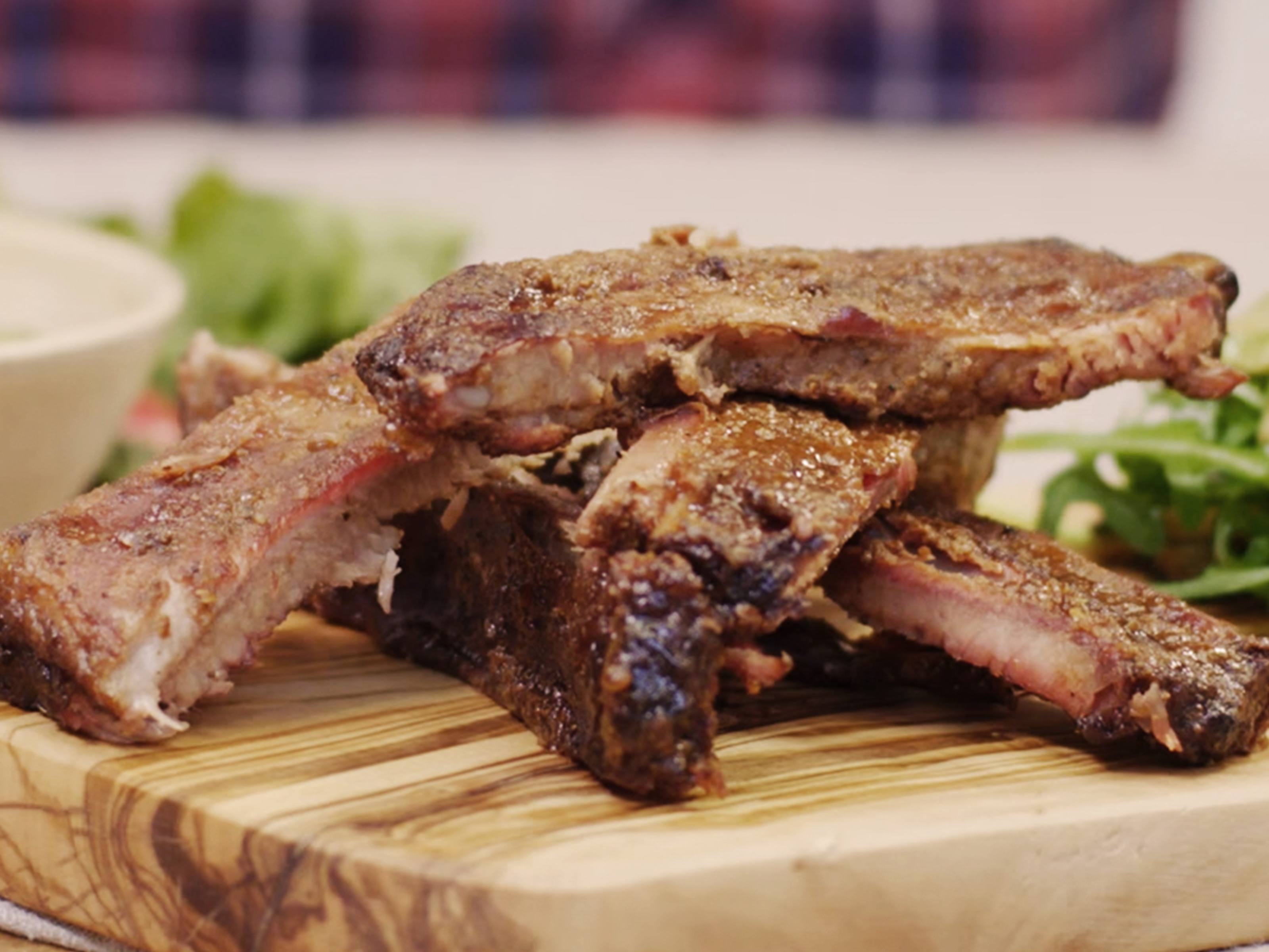 Costillas con Hellmanns