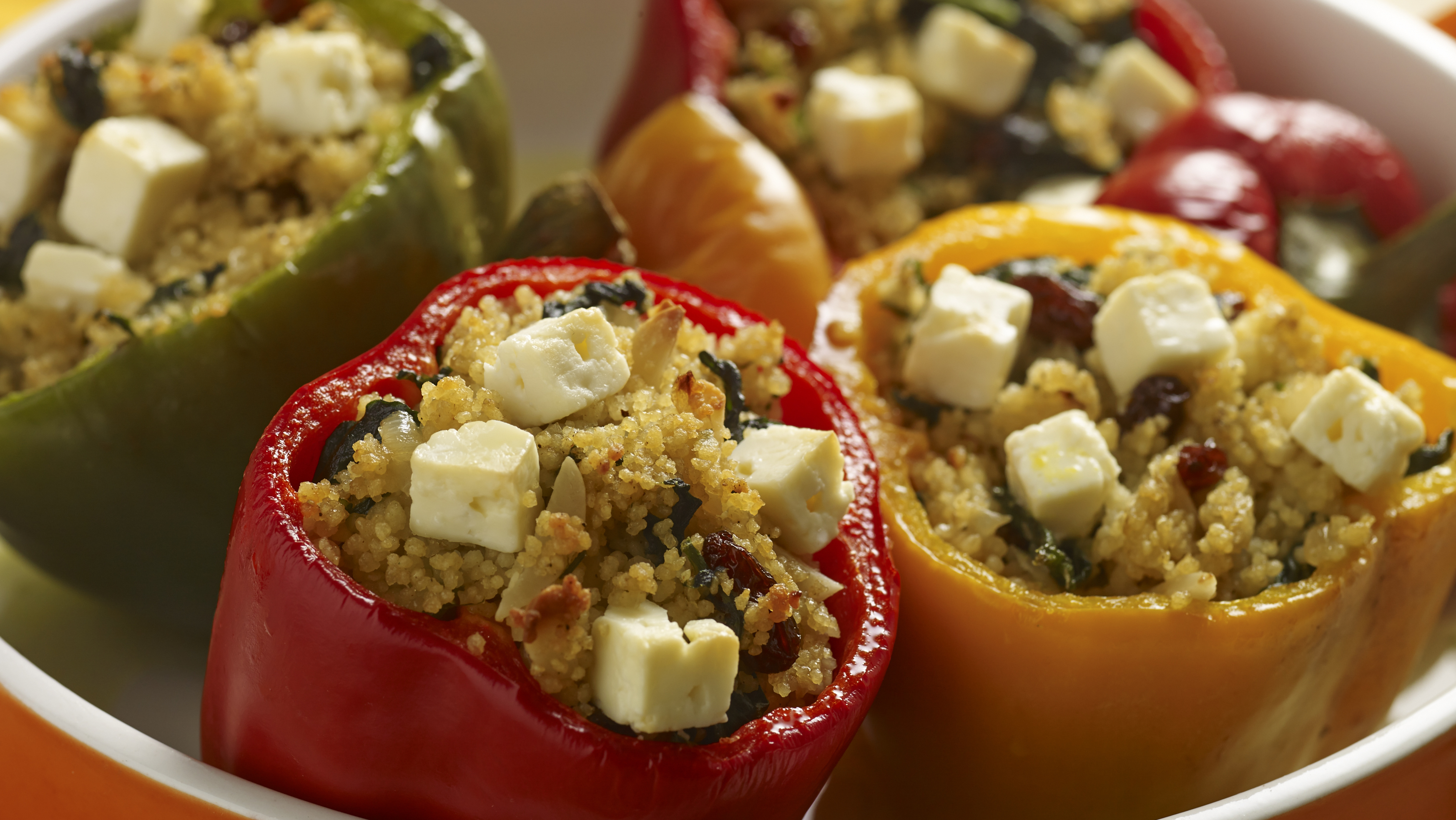 Pimientos rellenos de Cuscús, Espinacas y Queso Feta