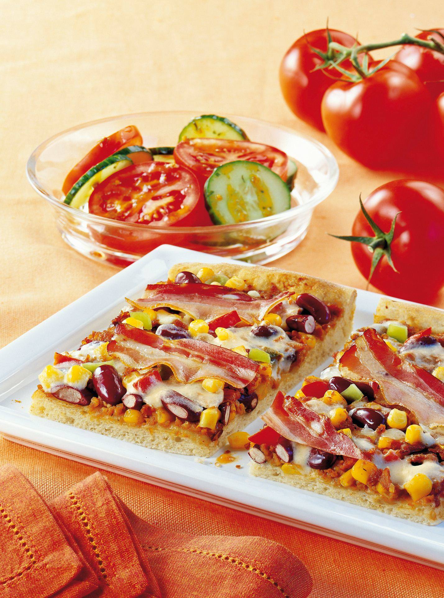Knorr - Pizza Mexicana mit Speck, Mais und Paprika