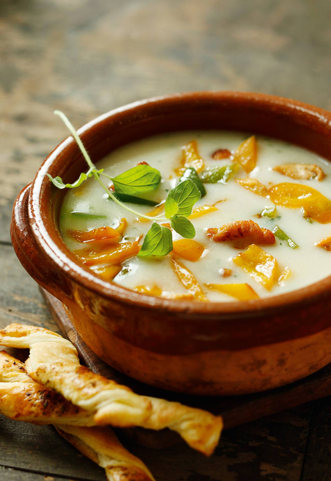 Knorr - Knoblauch-Paprika-Suppe mit Huhn