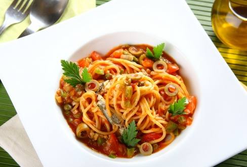 Knorr - Spaghetti Puttanesca mit Sardellen und Kapern