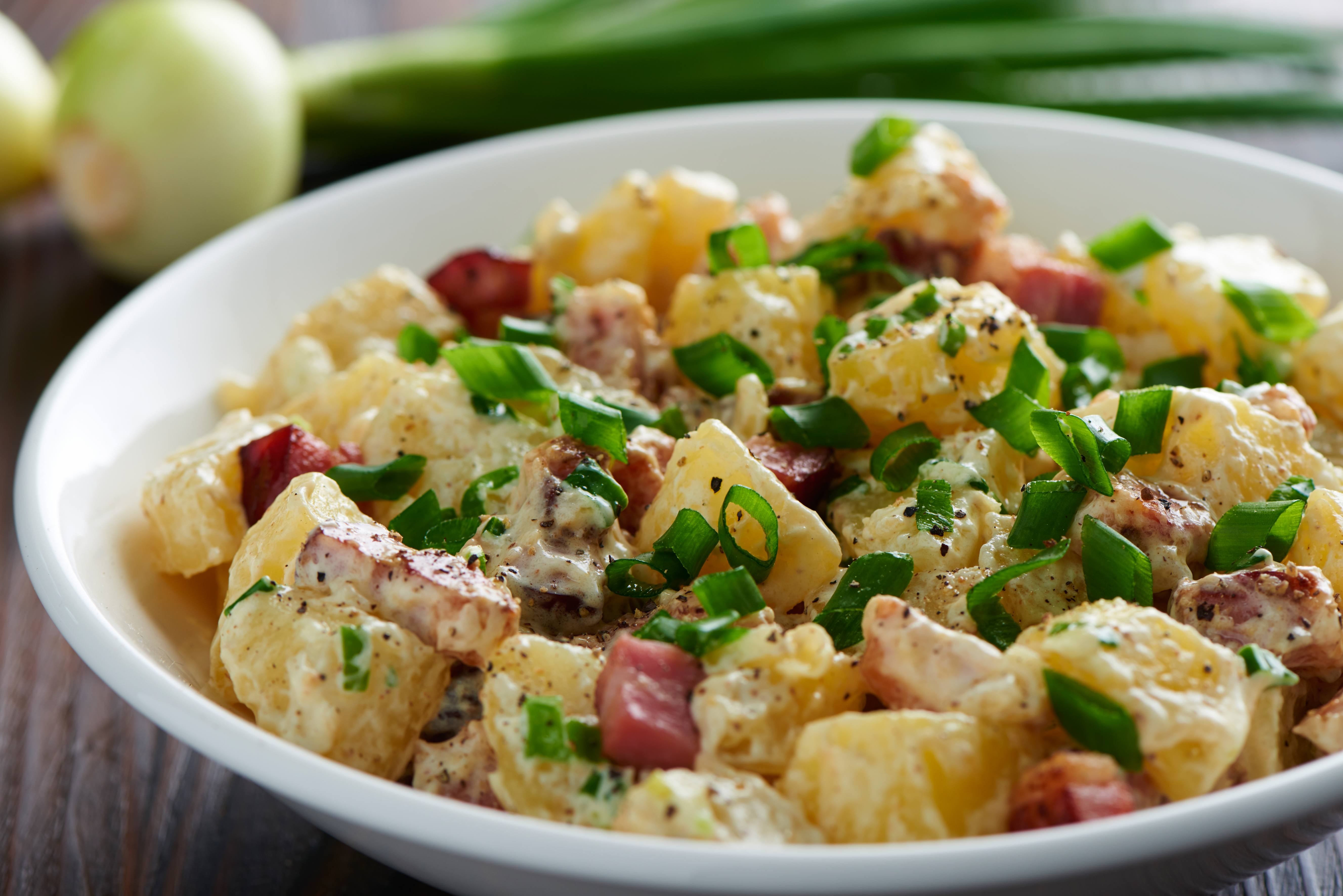 Knorr - Wintersalat mit Speck und Kartoffeln
