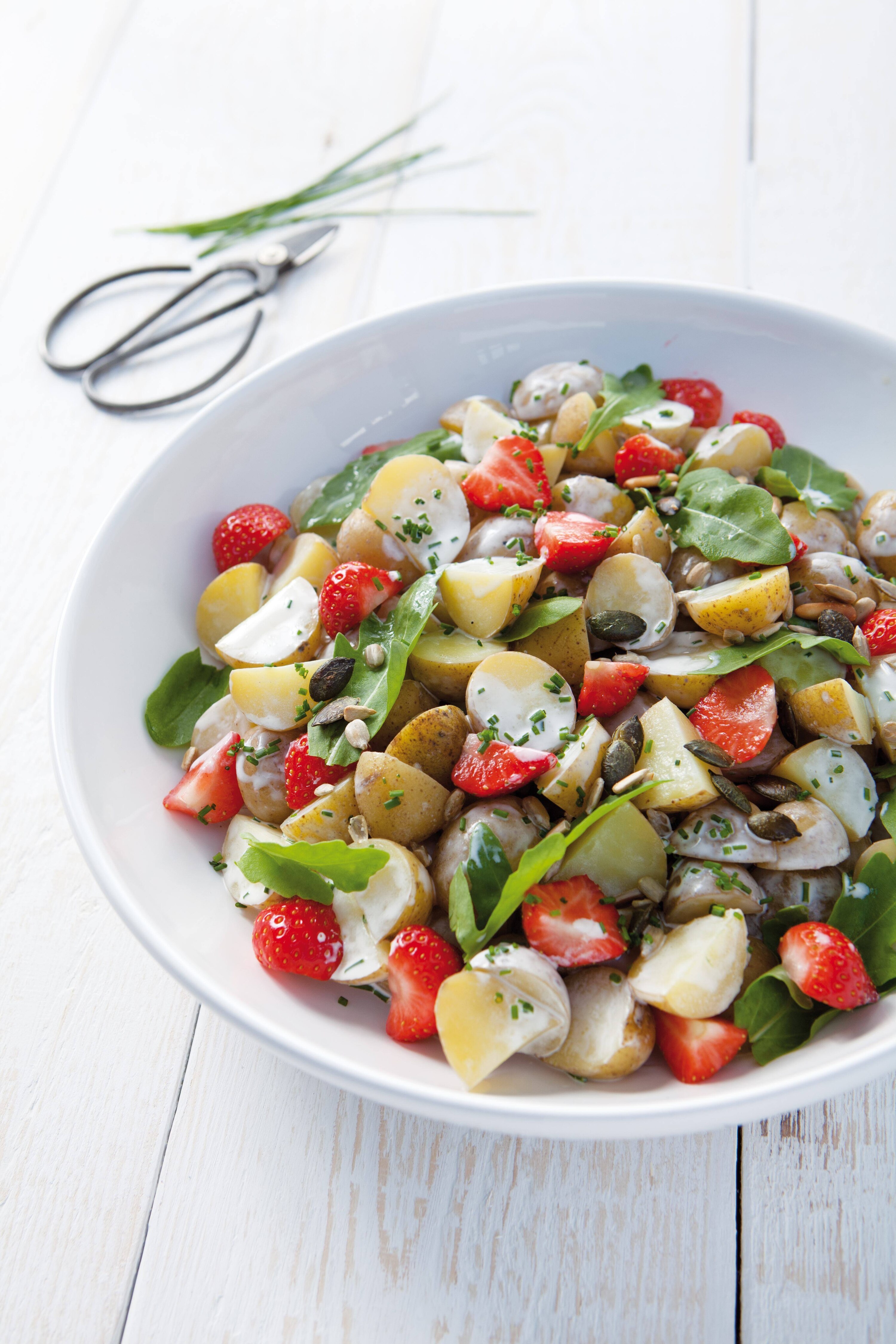 Knorr - Herzhafter Kartoffelsalat mit Erdbeeren