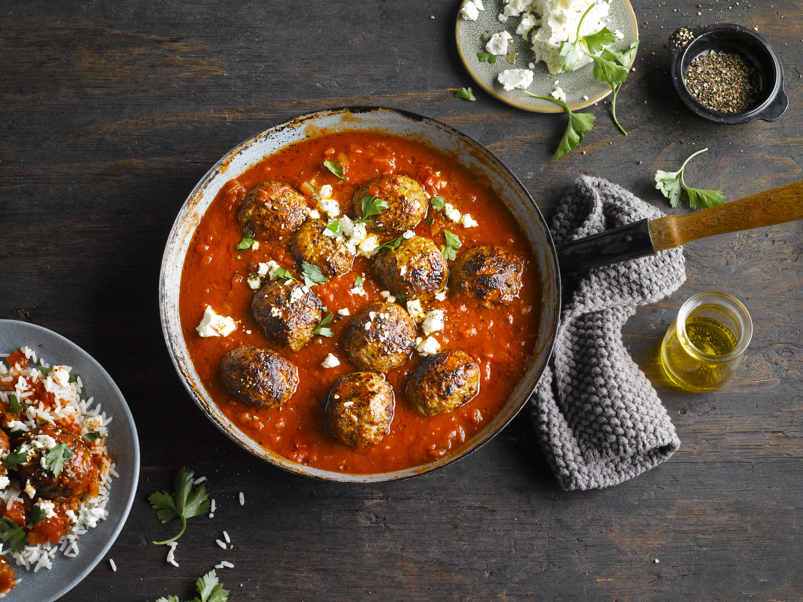 kødboller i tomatsauce