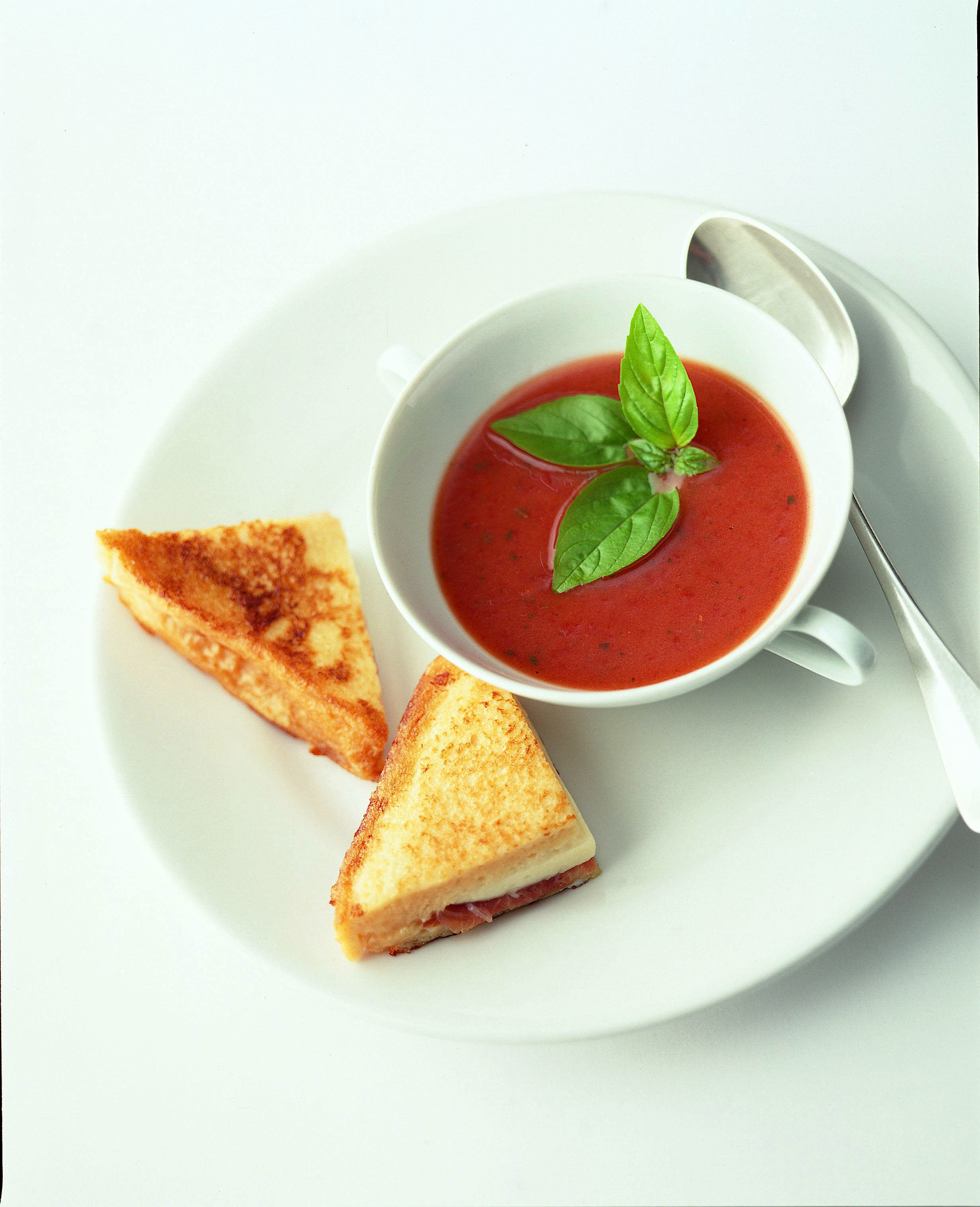 Knorr - Tomatensuppe mit Käse-Schinken-Toast