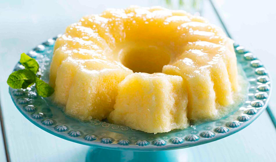 Pudim de abacaxi gelado e cremoso