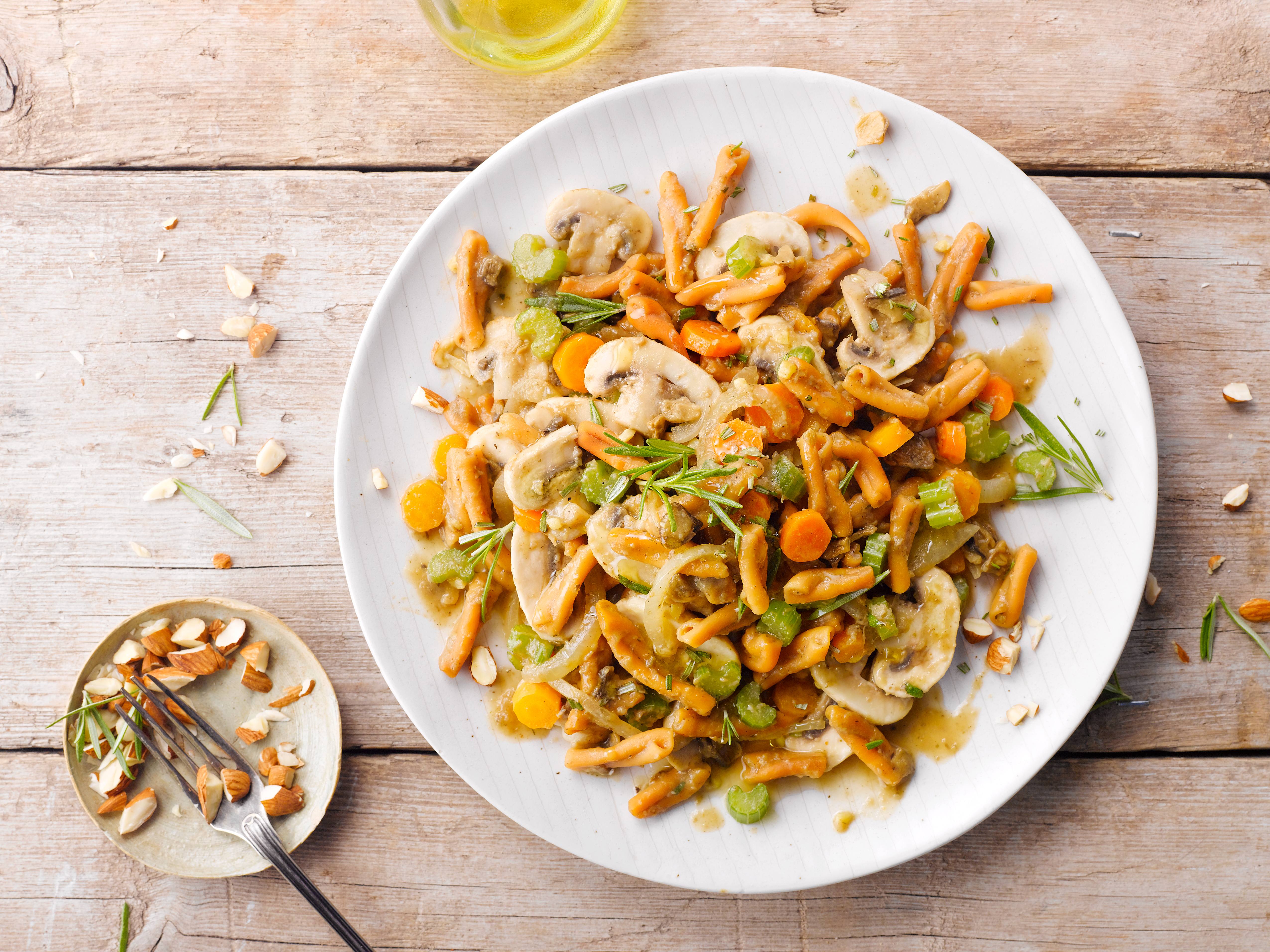 Knorr - Rote Linsen Pasta mit Champignons
