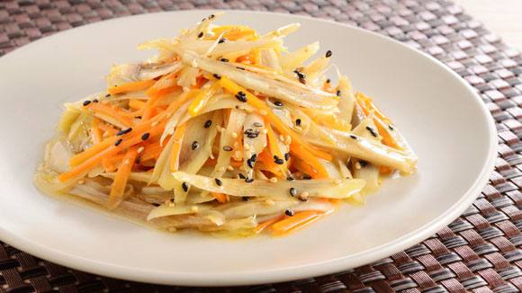 紅蘿蔔炒牛蒡絲