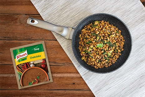 Spicy Black Eyed Beans with Spinach
