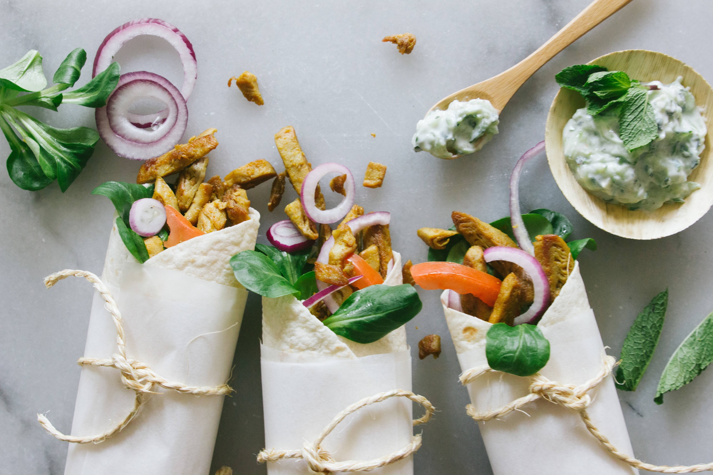 The Vegetarian Butcher - Vegane Wraps mit 1001 Geschnetzeltem und Tzatziki
