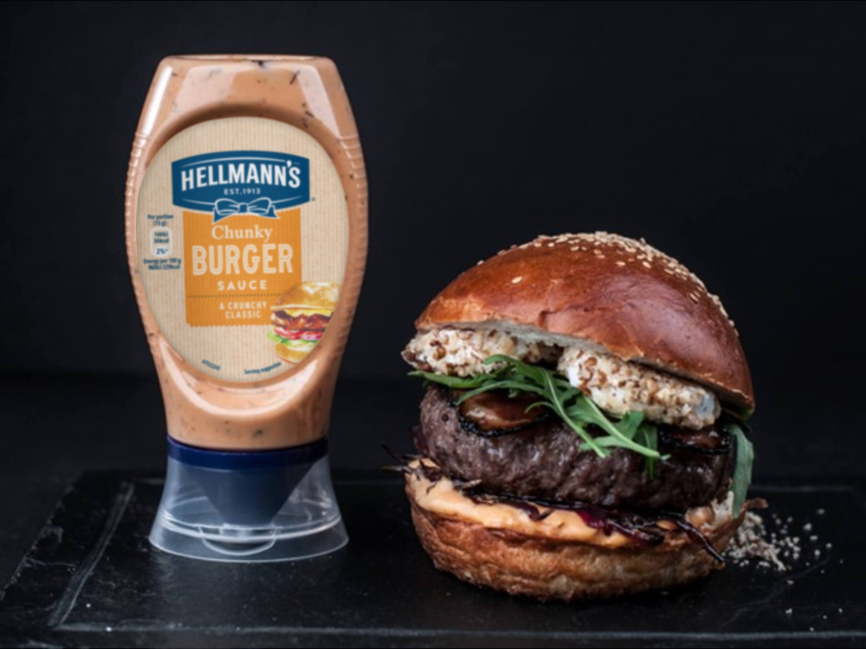 Burger royal cu branza de capra