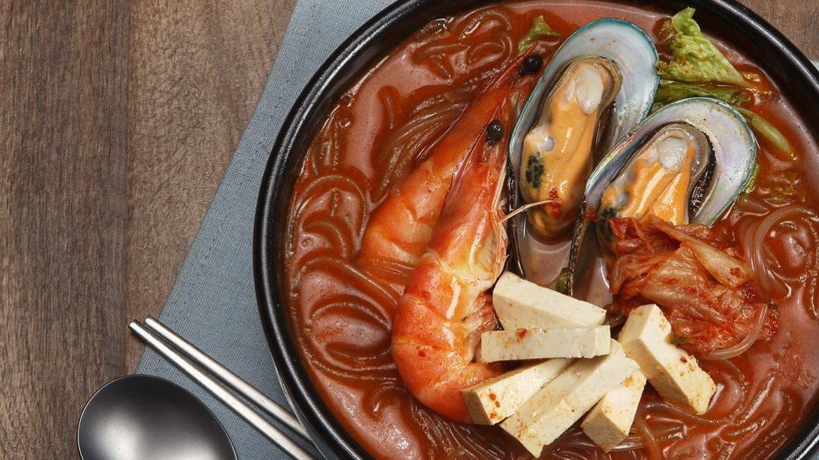 KOREAN SPICY SEAFOOD SOUP