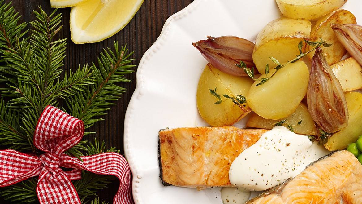 SALMON WITH NEW POTATOES
