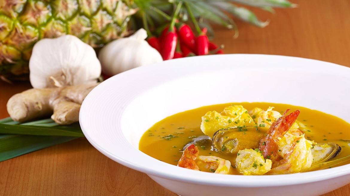 PRAWNS & FISH IN TROPICAL SOUP