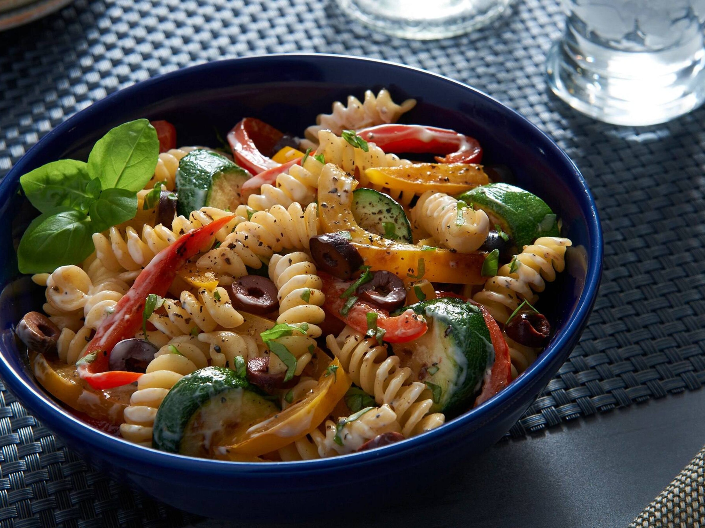 Pastasallad with vegetables