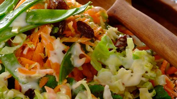 Crunchy, Tangy Coleslaw