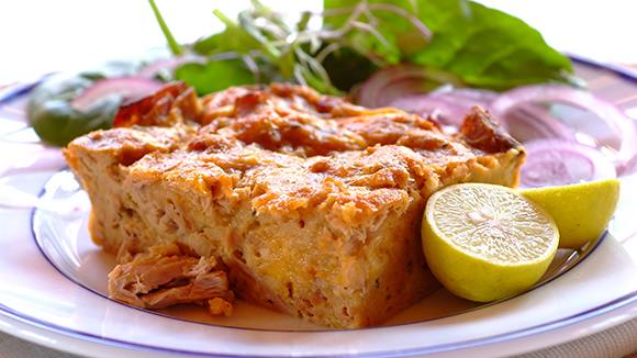 Tasty Tuna, Egg and Cheddar Bake