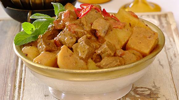 West Indian beef curry with rice