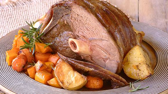 Classic Roast Lamb and Vegetables