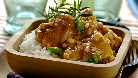 One-Pot Chicken and Baked Bean Stew