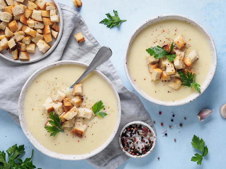 Roasted Cauliflower Soup